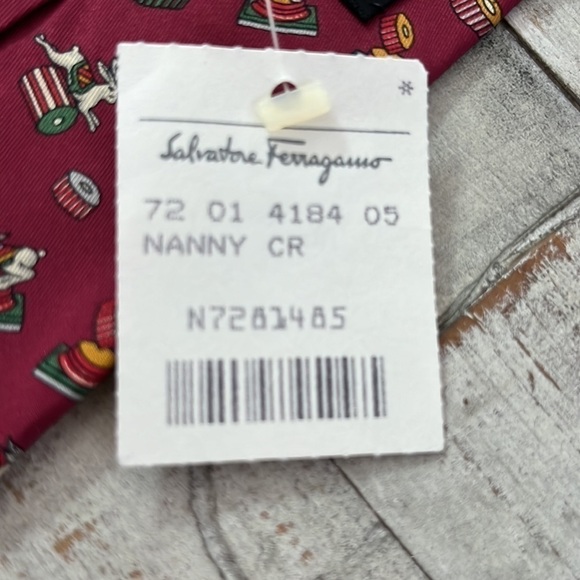 Salvatore Ferragamo Silk Tie Made in Italy New w/Tags‎ - Picture 4 of 8